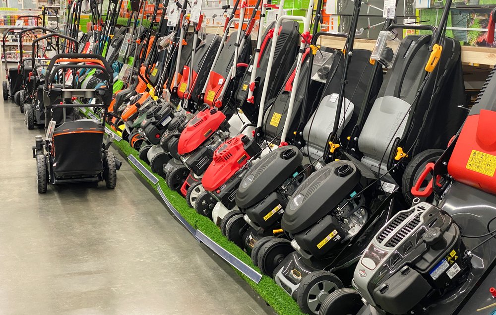 lawn mower store