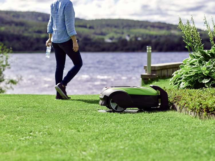 greenworks robot mower charging